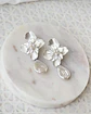 Aros flor bordado de perlas y perla barroca plana - Miniatura 3