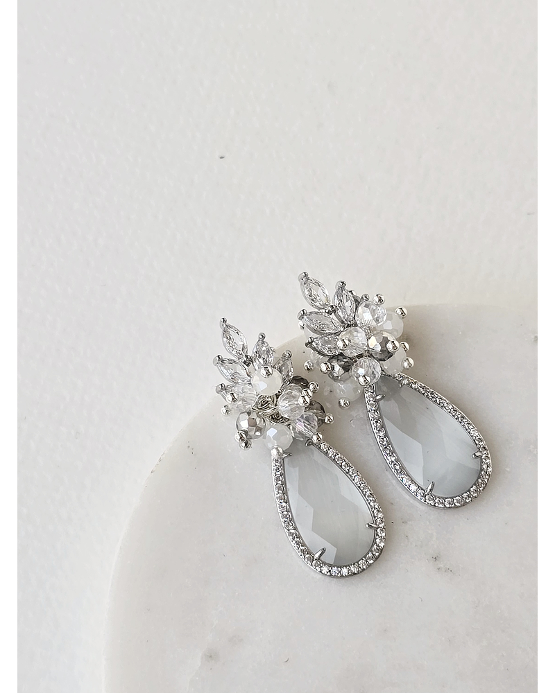 Aros cristal blanco con circonitas y racimo