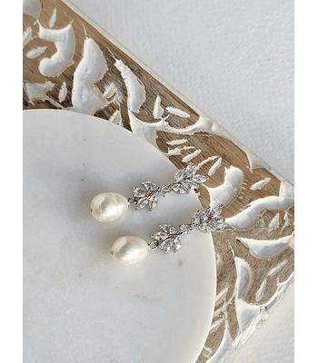 Aros circonitas con perla natural