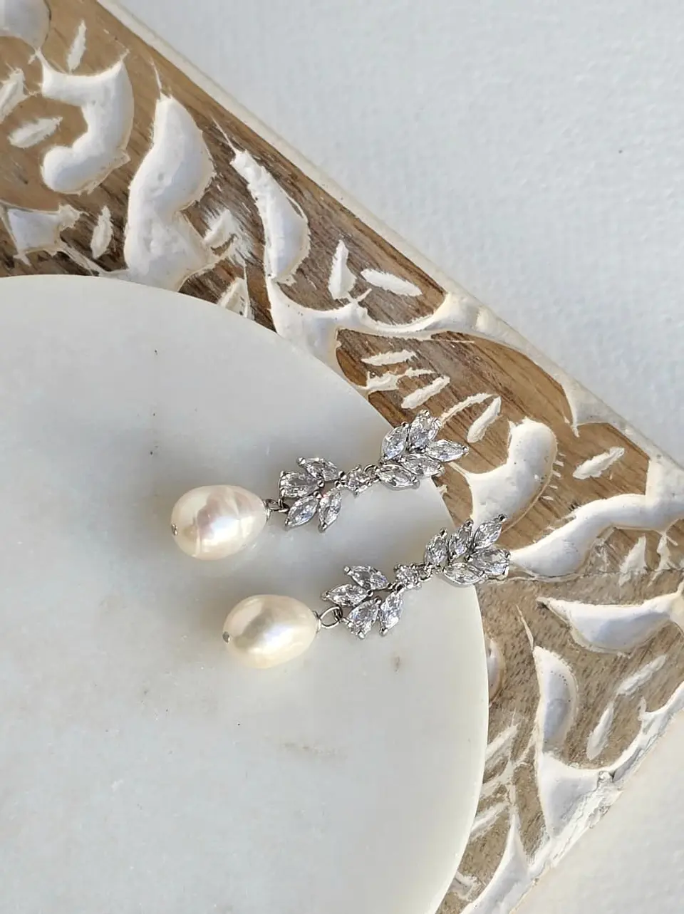 Aros circonitas con perla natural 2
