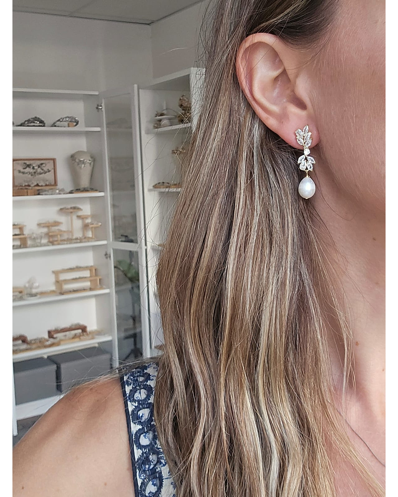 Aros circonita perla natural oro