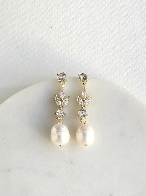 Aros circonitas y perla natural gold