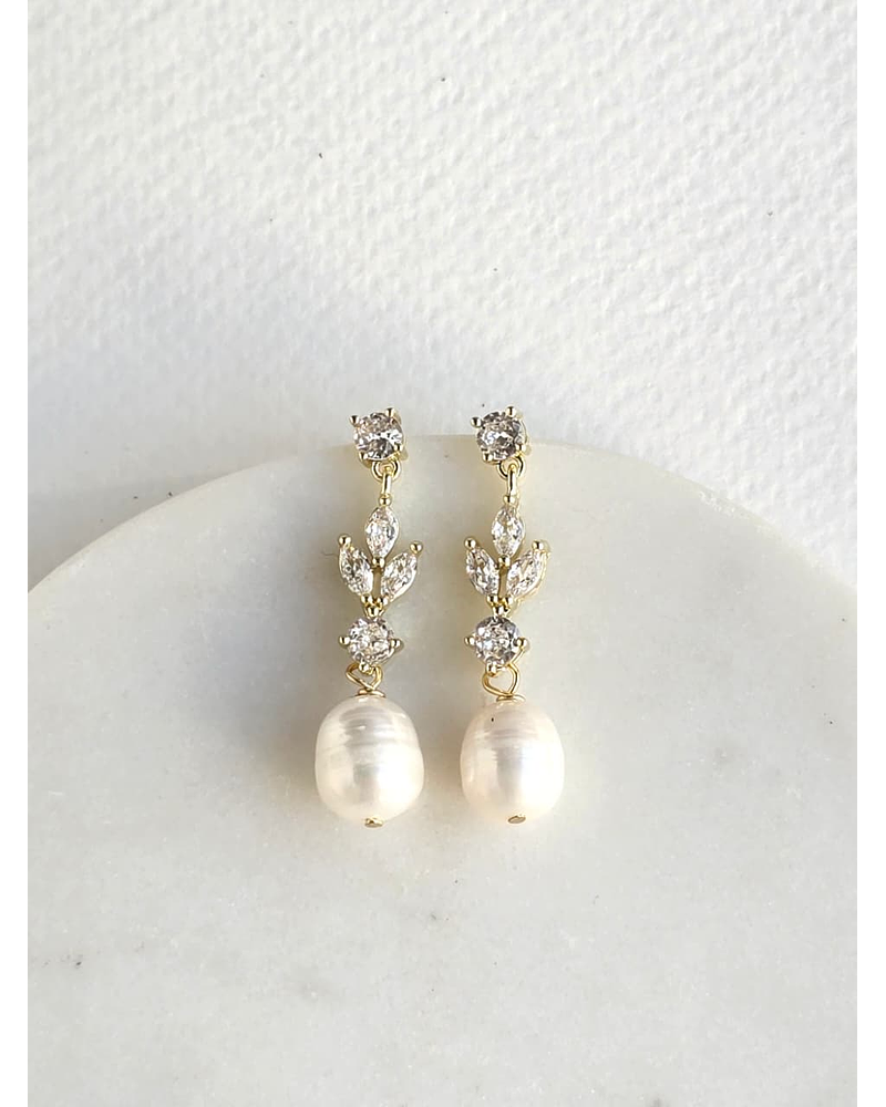 Aros circonitas y perla natural gold