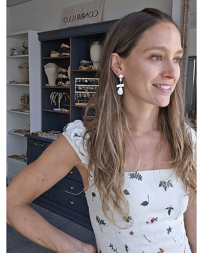 Aros perlas distintas formas dorado