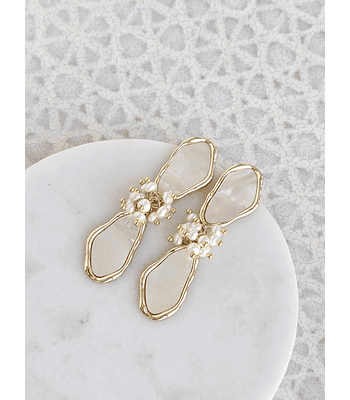 Aros nácar doble con racimo