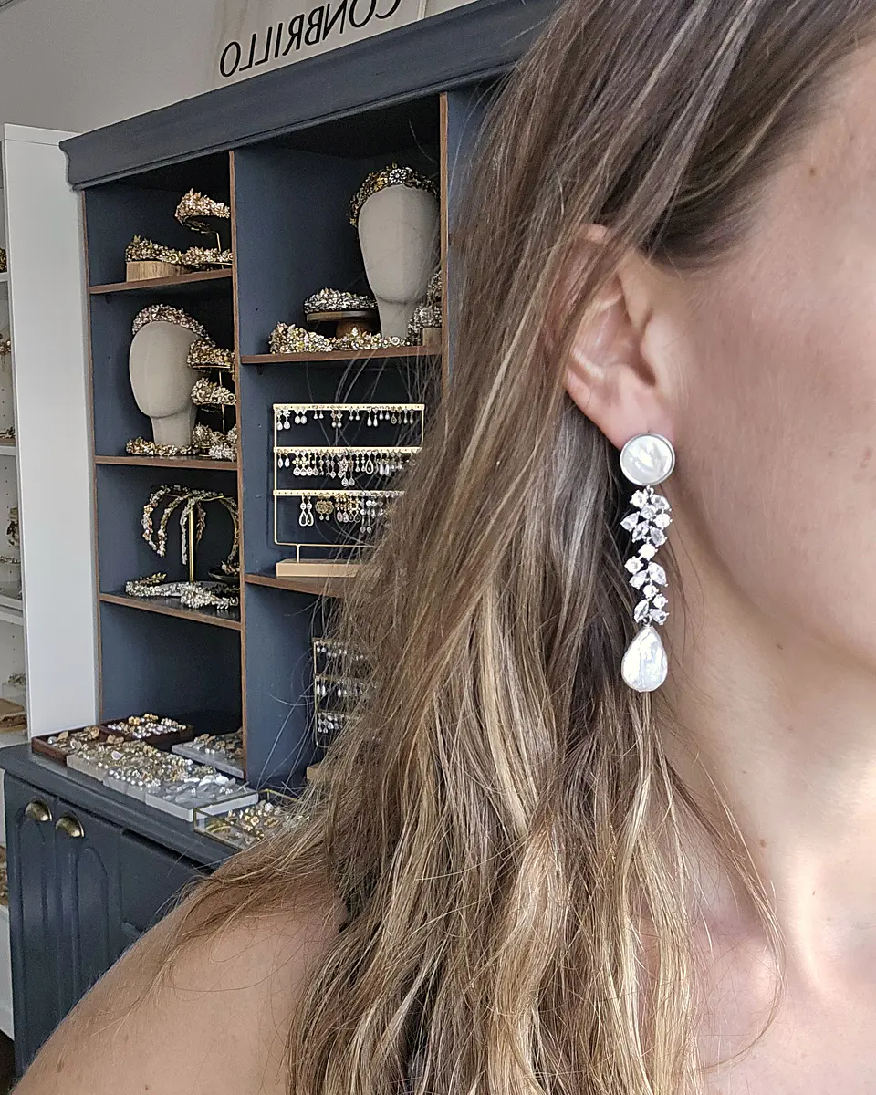 Aros con circonita y perla largos 5