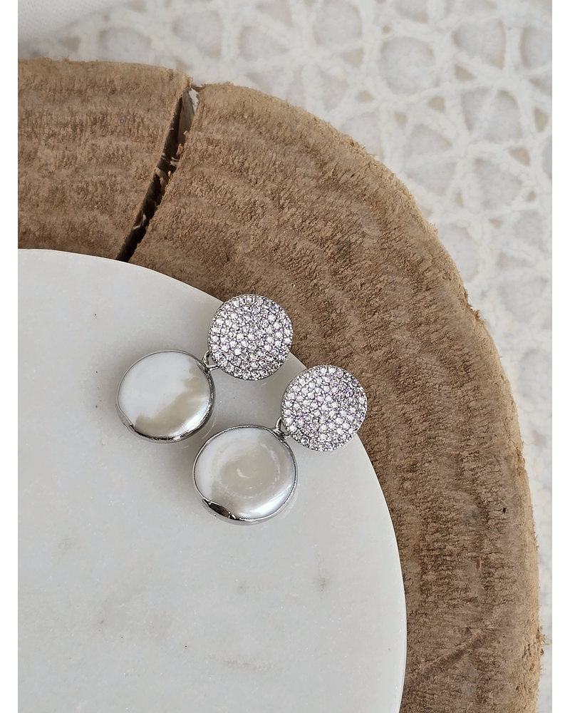 Aros circulares micro circonitas y perla redonda