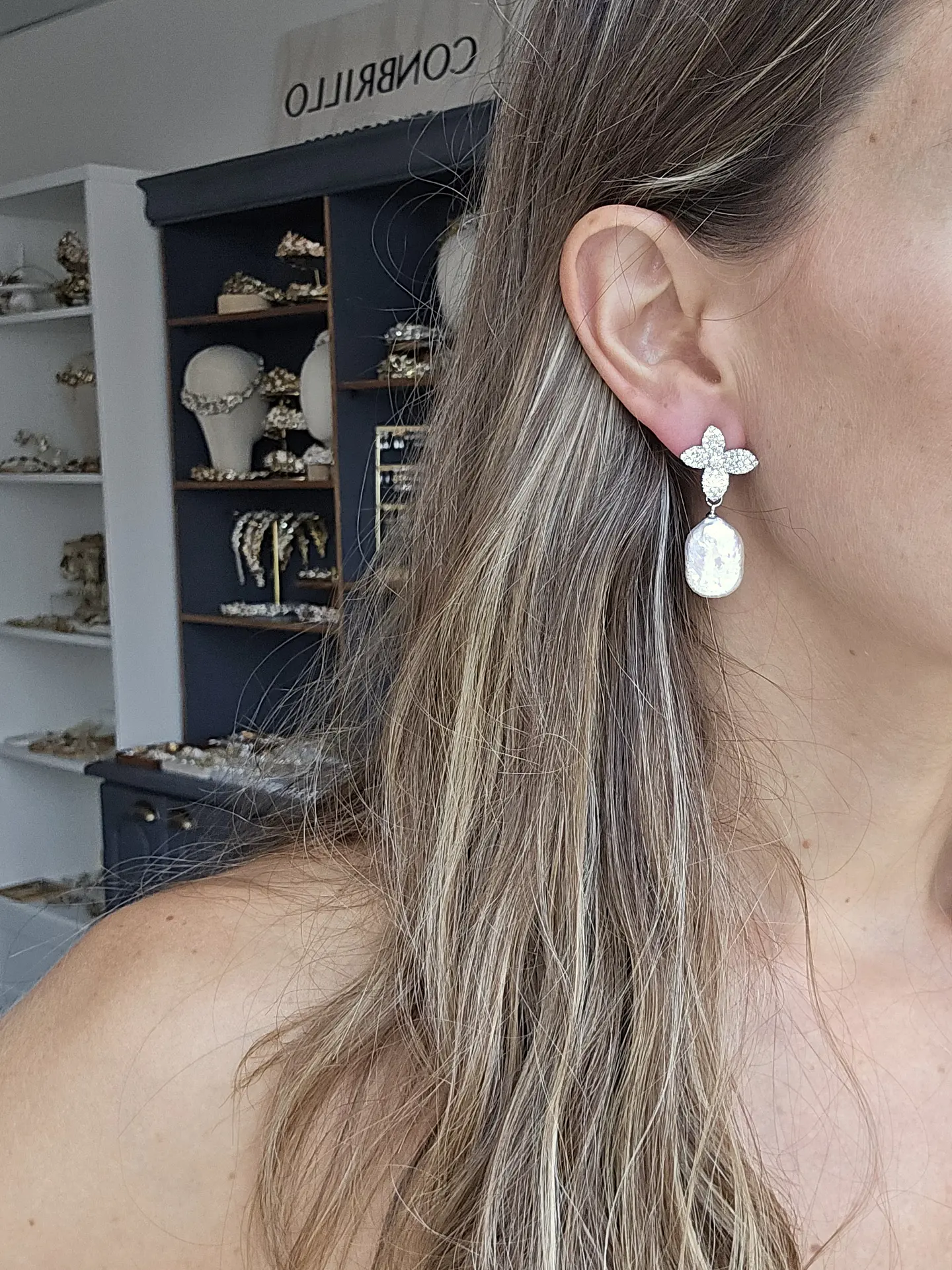 Aros flor micro circonitas y perla natural 4