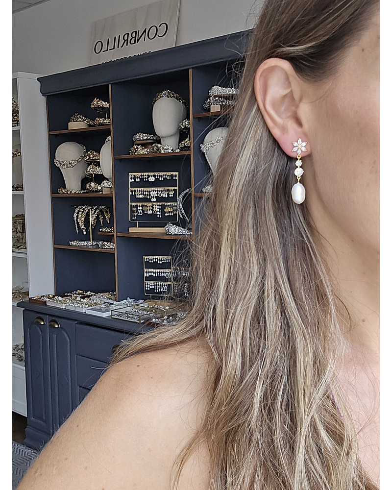 Aros flor circonitas y perla natural