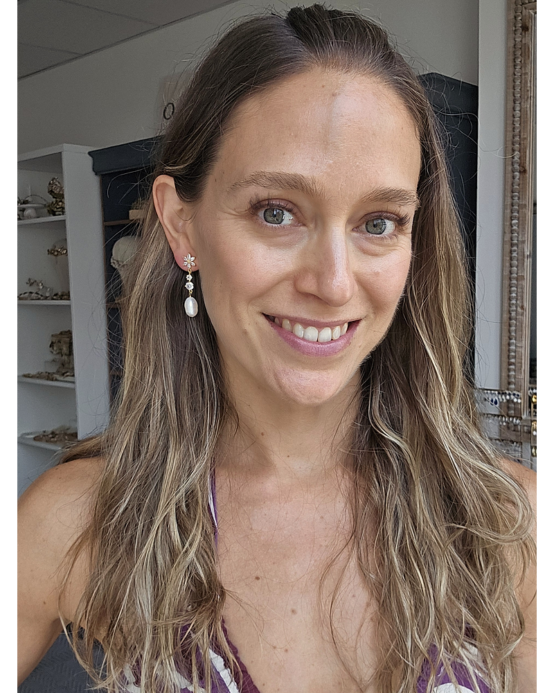 Aros flor circonitas y perla natural