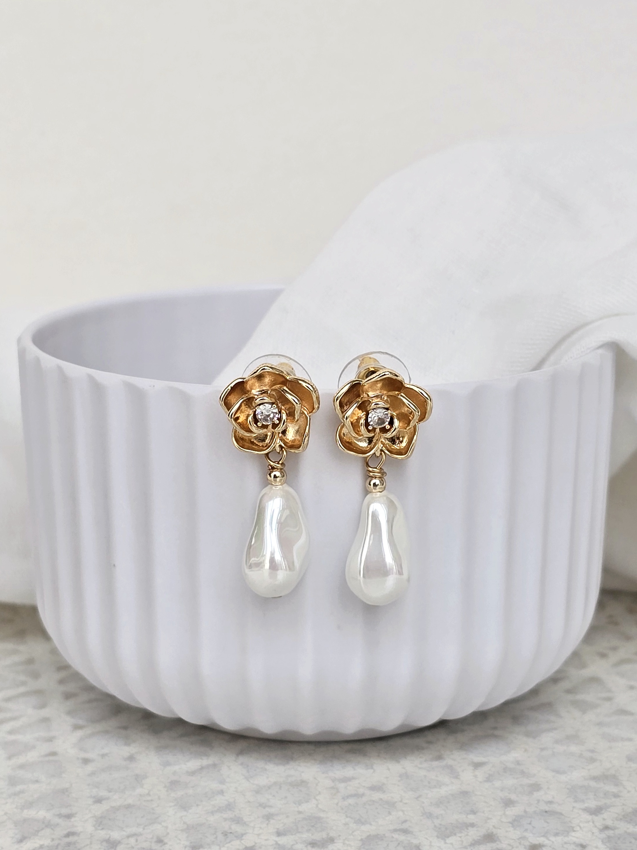 Aros flor con perla