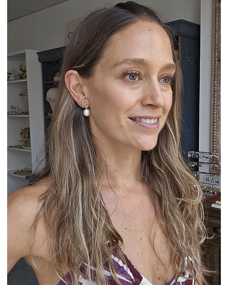 Aros flor calada y perla