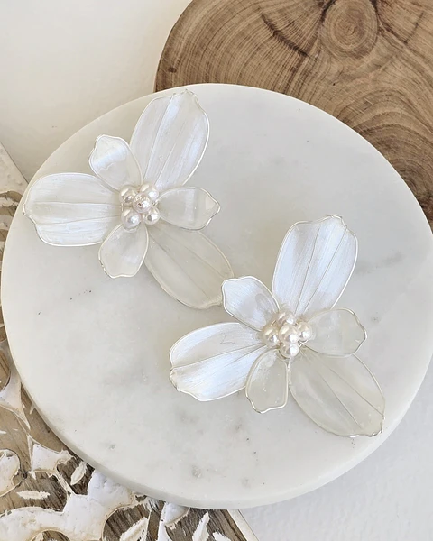 Aros flor anacarada plata