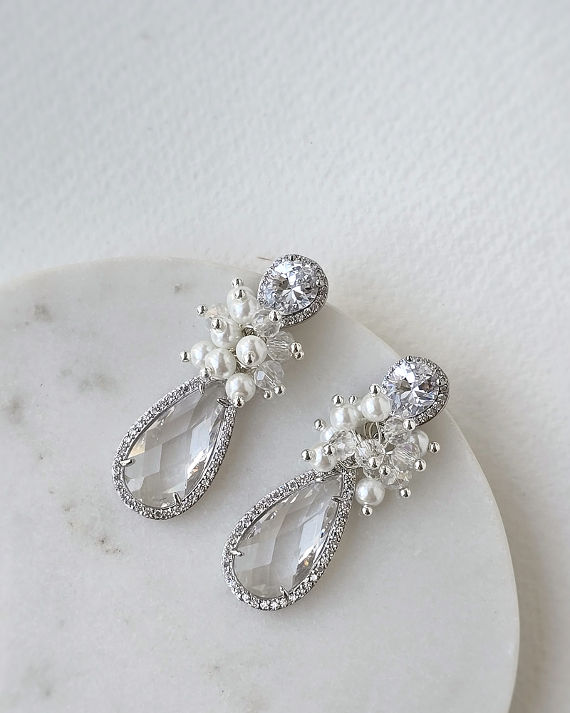 Aros de circonita cristal transparente y racimo