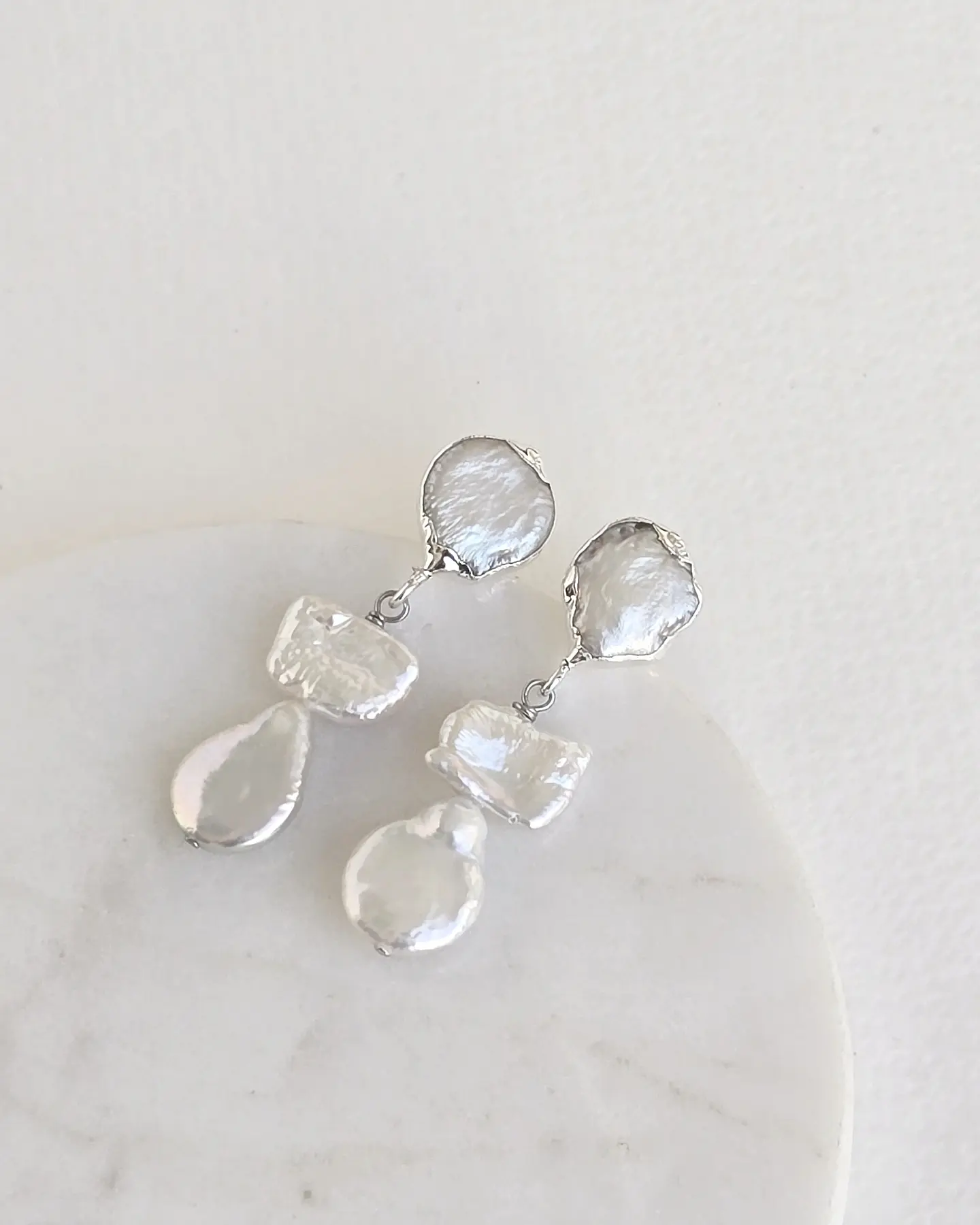 Aros perlas irregulares pequeños  4