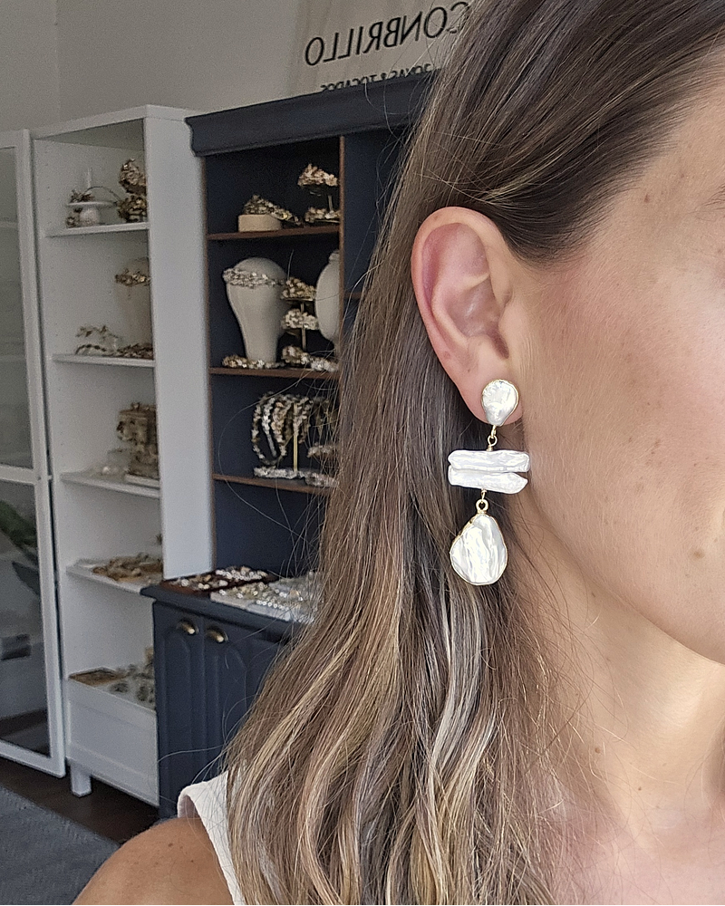 Aros irregulares de perlas grandes