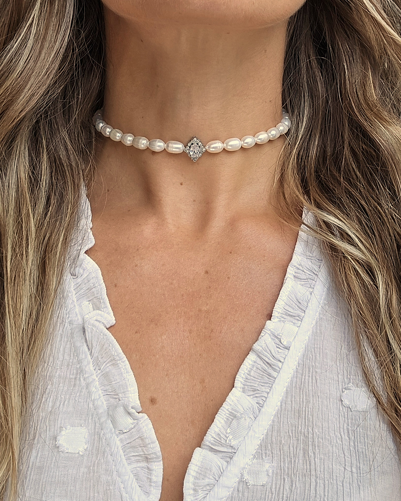 Choker de perlas centro vintage plata