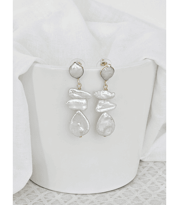 Aros perlas irregulares distintas formas dorados