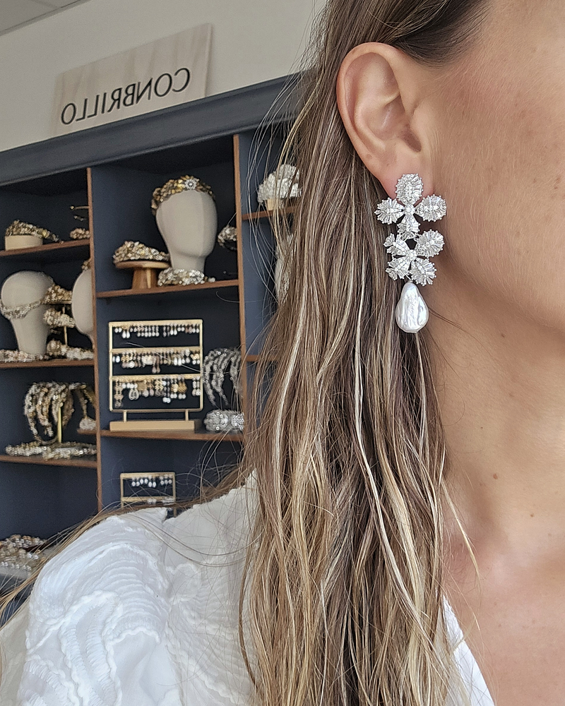 Aros doble flor perla barroca