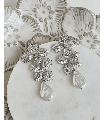 Aros doble flor perla barroca