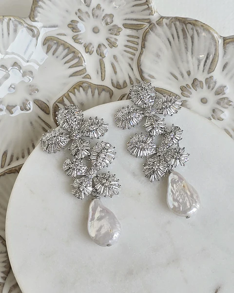 Aros doble flor perla barroca