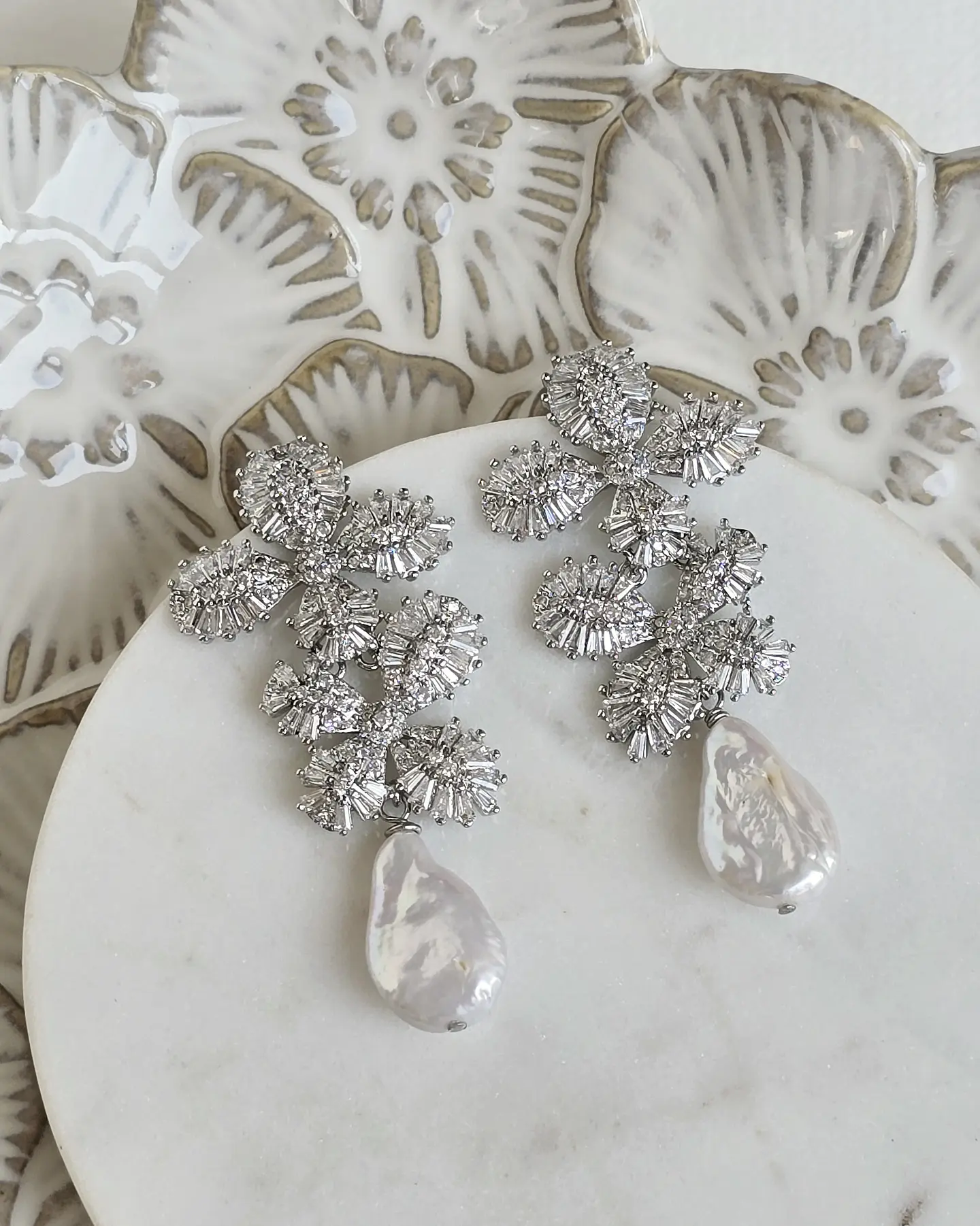Aros doble flor perla barroca 1