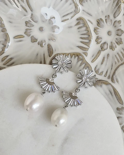 Aros retro circonitas y perla de río