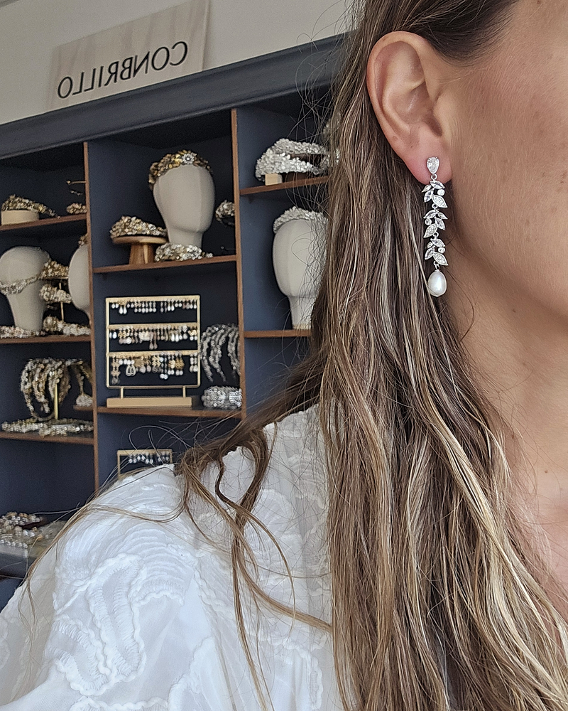 Aros hojitas de circonitas y perla de río