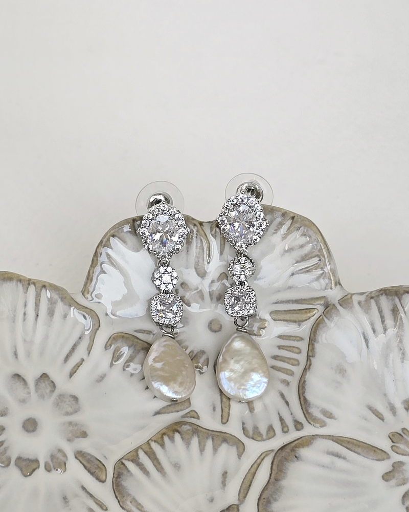 Aros circones y perla natural barroca