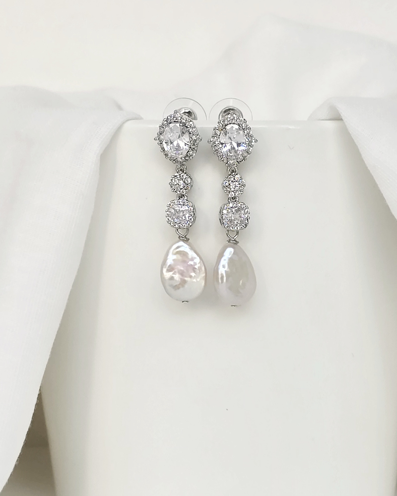 Aros circones y perla natural barroca