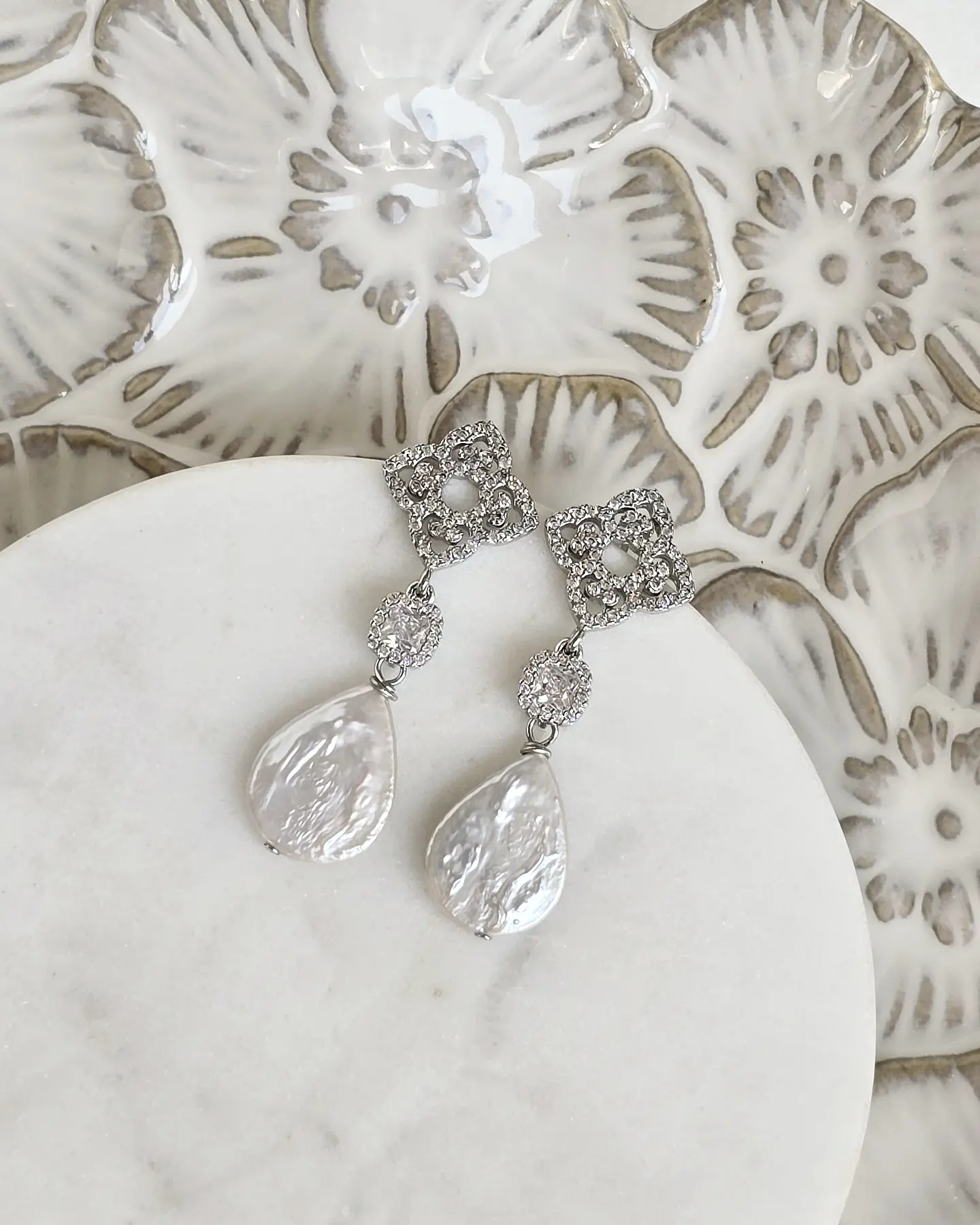 Aros vintage circonitas y perla natural 3