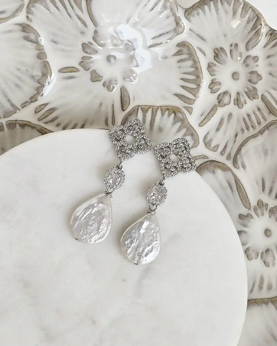Aros vintage circonitas y perla natural 3