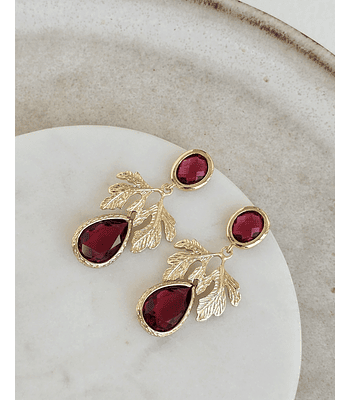 Aros rojo frambuesa con hoja al centro