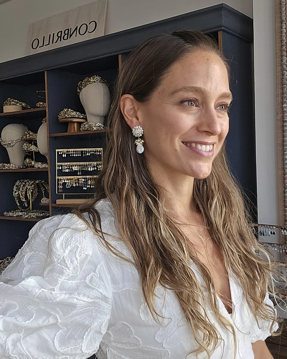 Aros circonitas, perla barroca y racimo 3
