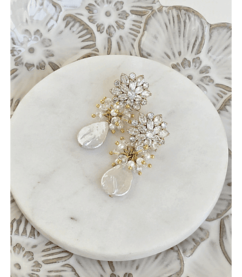 Aros circonitas, perla barroca y racimo