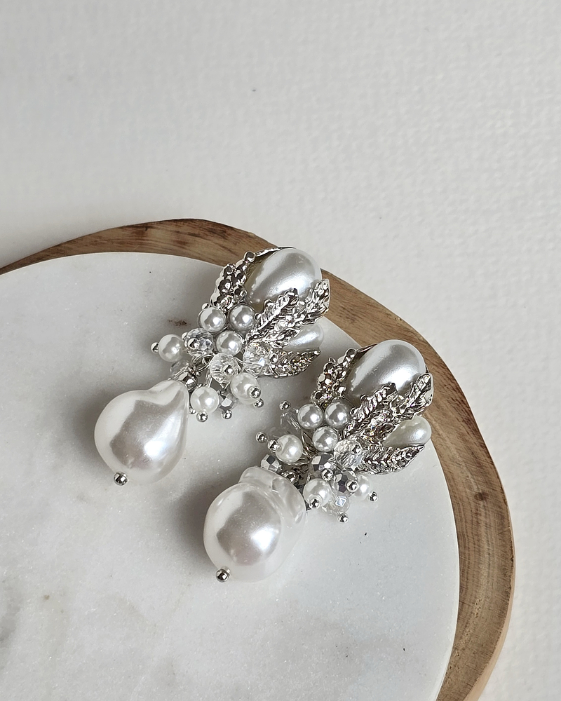 Aros Perlas fantasía con racimo