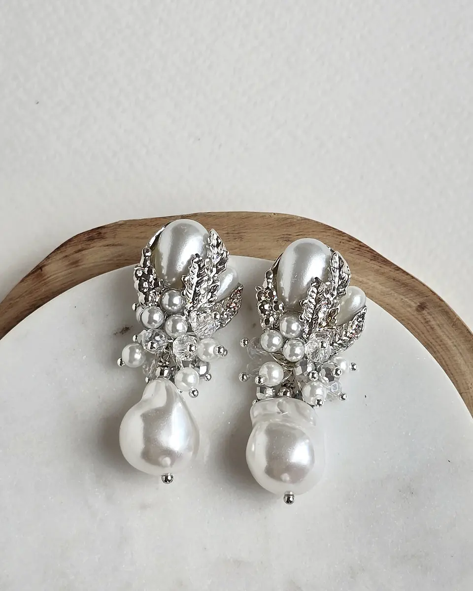 Aros Perlas fantasía con racimo 2