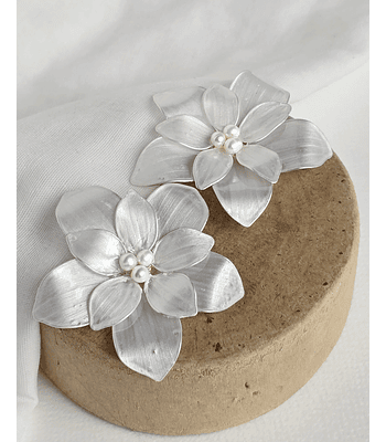 Set 2 pines flores de 6 cms plateado