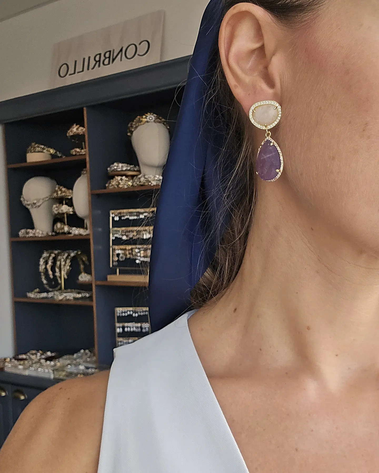 Aros blancos y amatista 2