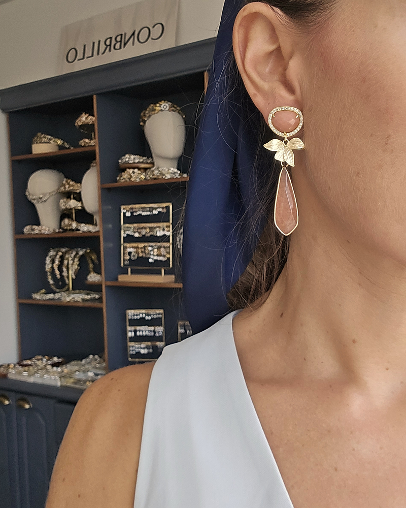 Aros piedra natural naranja con hoja dorada