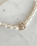 Choker perlas centro vintage dorado
