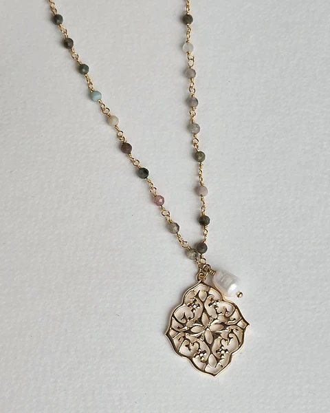 Collar turmalinas, mándala y perla