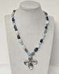 Collar piedras naturales azules con flor grande - Miniatura 5
