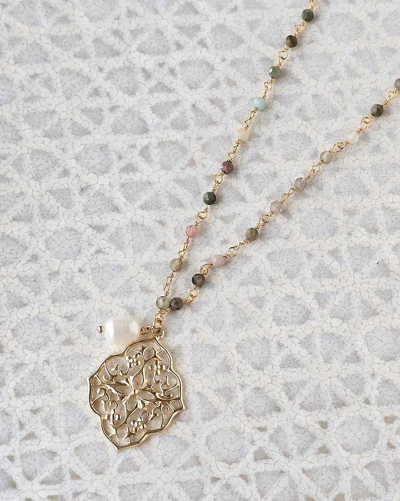 Collar turmalinas, mándala y perla