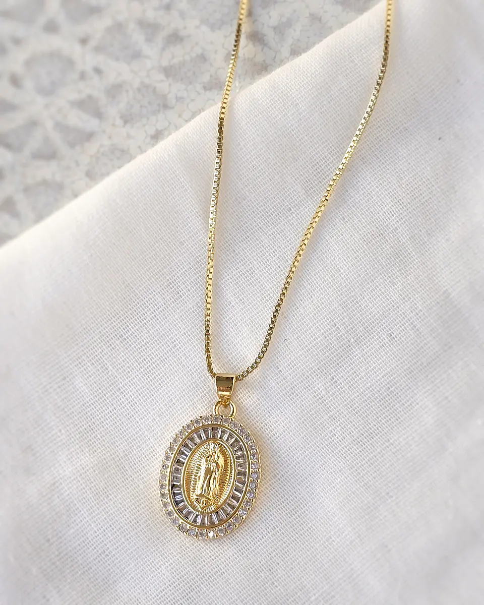 Collar virgen doble corrida circonitas 1