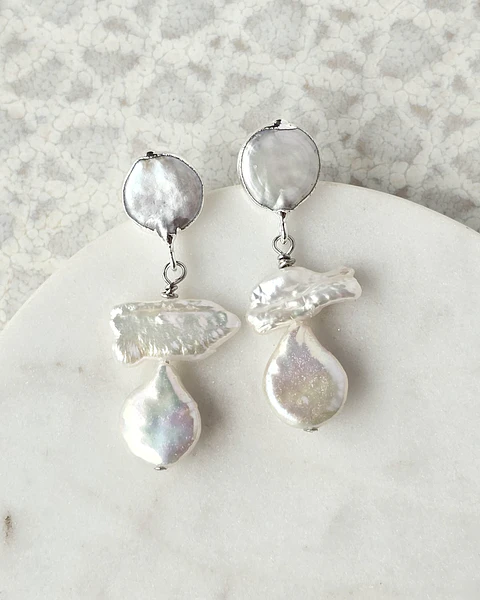 Aros perlas irregulares pequeños 