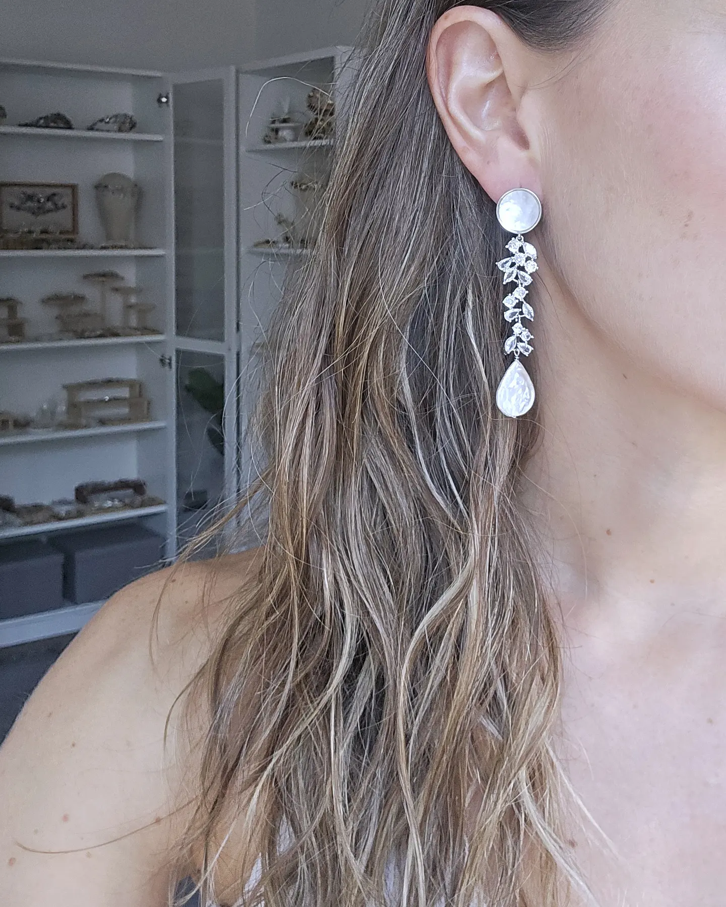 Aros con circonita y perla largos 4