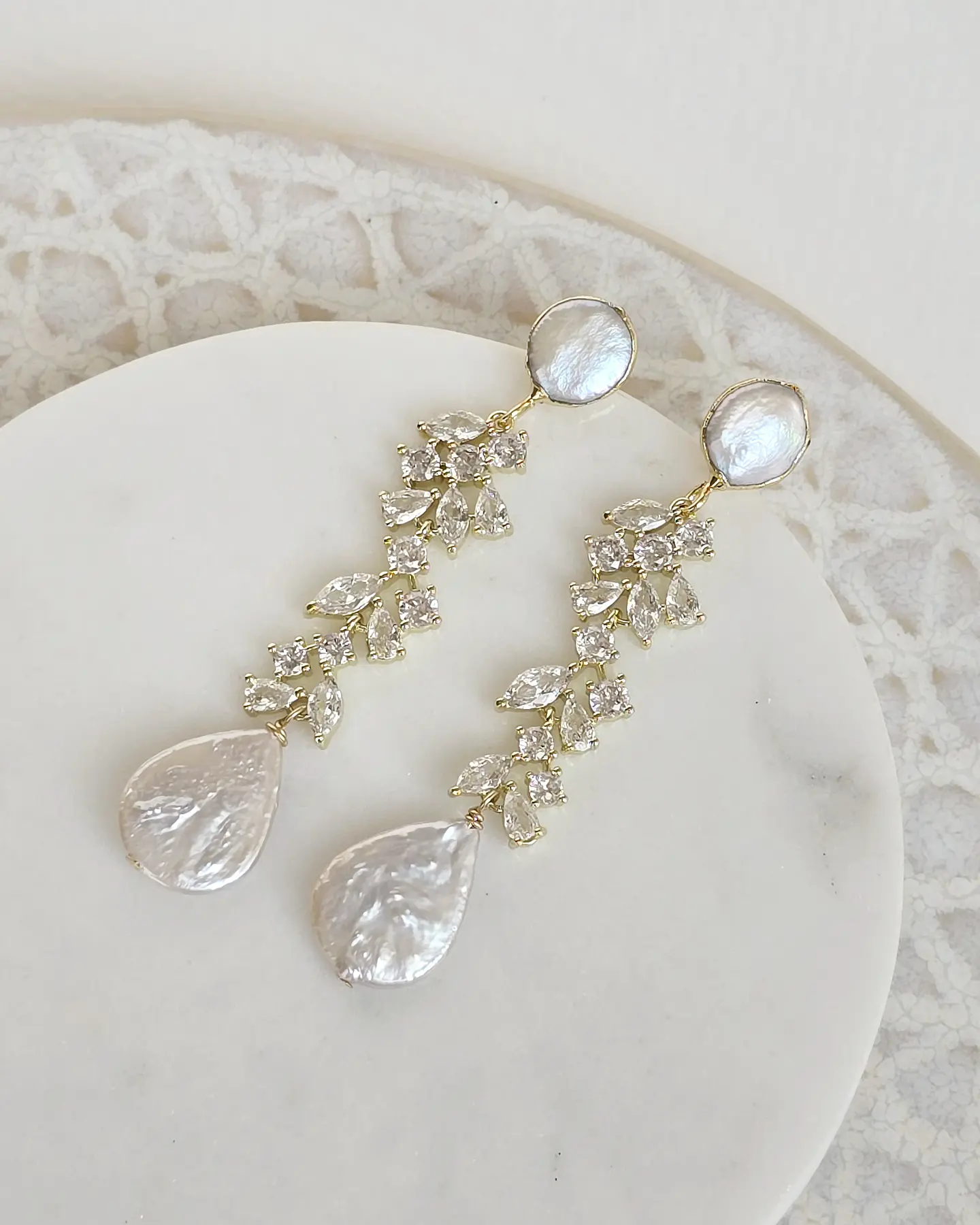 Aros perlas con circonita oro 1