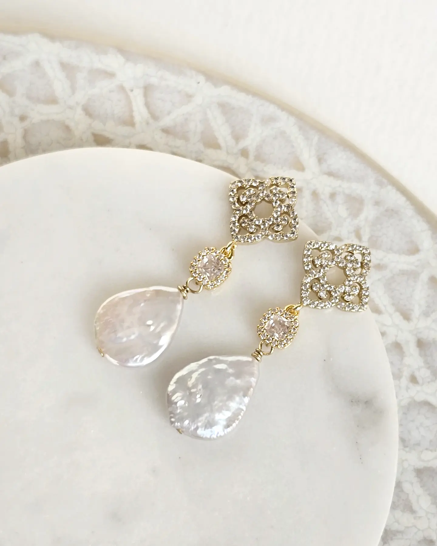 Aros vintage circonitas y perla natural gold 1