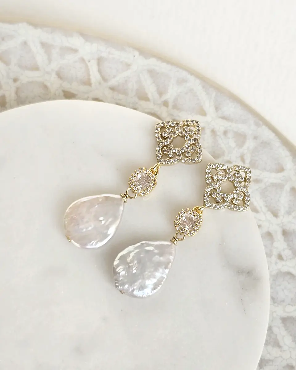 Aros vintage circonitas y perla natural gold 1